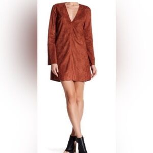 New ASTR the label faux suede mini shift dress Size Large